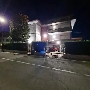  Maison d'hôtes Landlady Airport Orio Bergamo Ida
